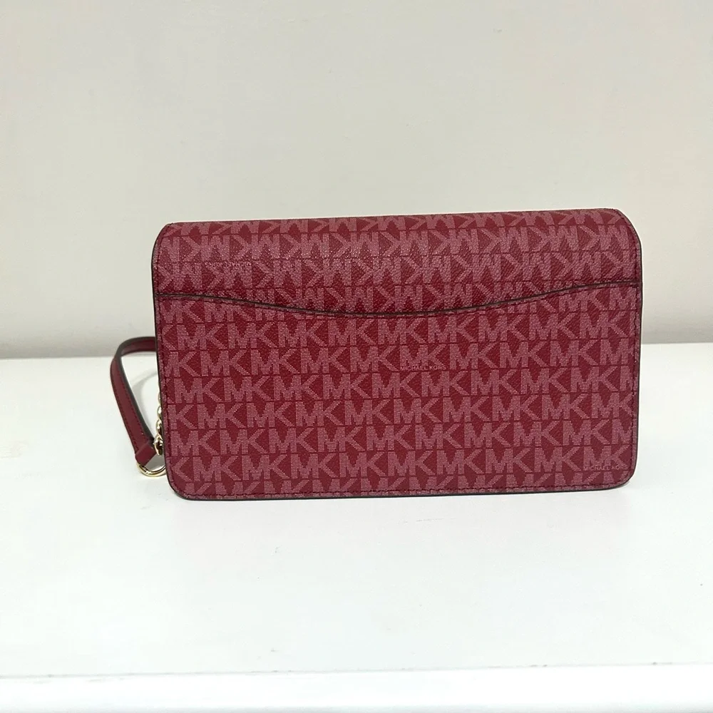 NWT Michael Kors Jet Set Medium Signature Logo‎ Crossbody Bag